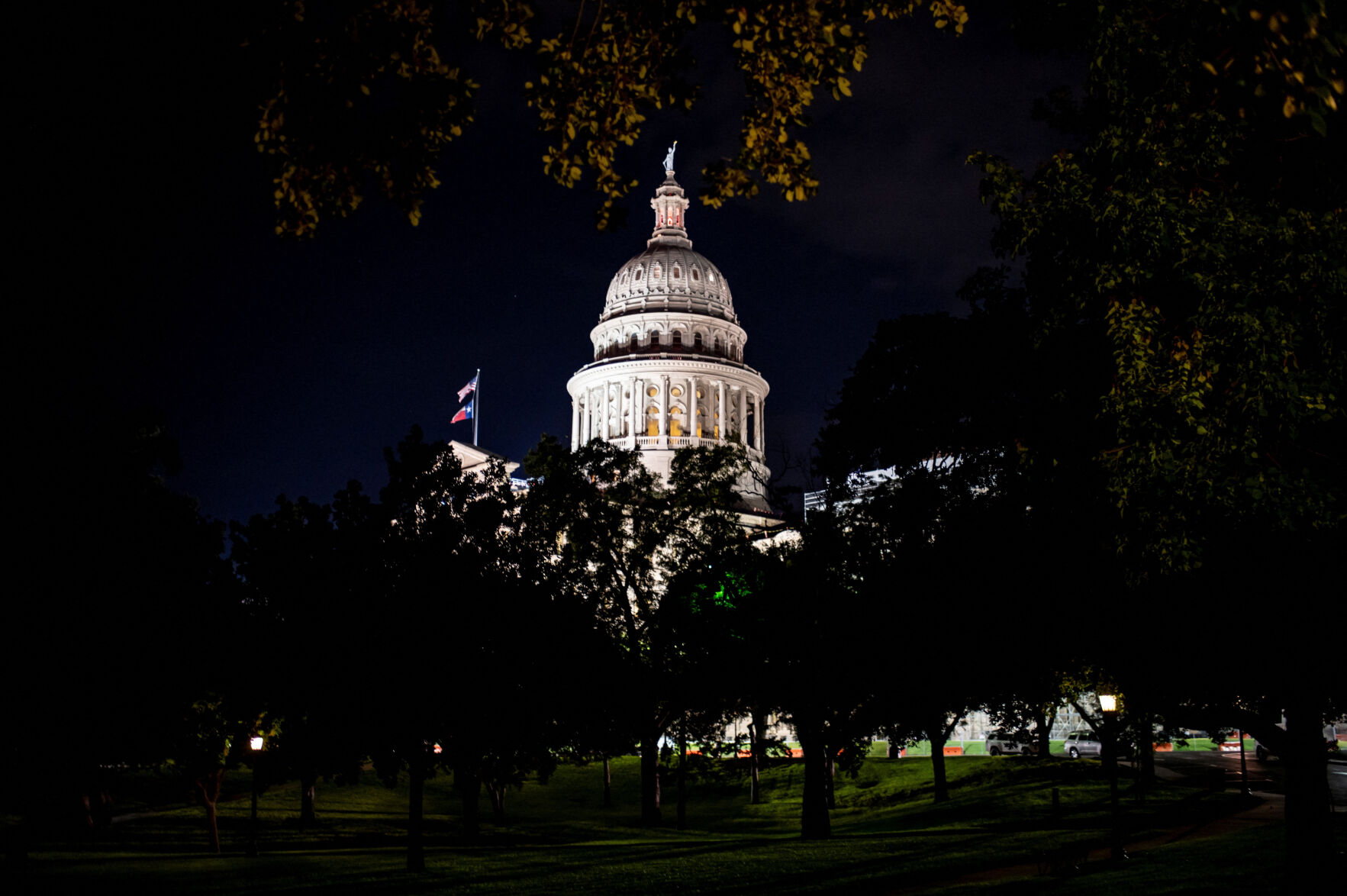 Texas governor signs new voting map pushed by Trump to gain 5 GOP seats in Congress in 2026